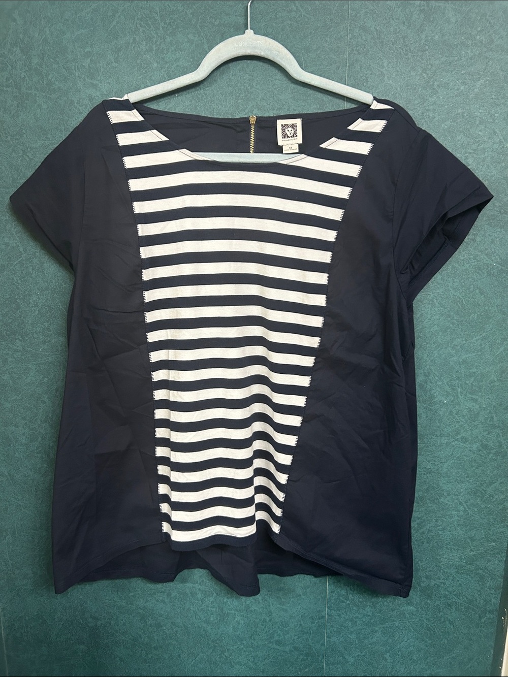 GUC 1X Anne Klein Navy Top with White Striped Center Panel